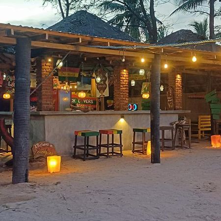 The Beach Lovers Nilaveli Exterior foto