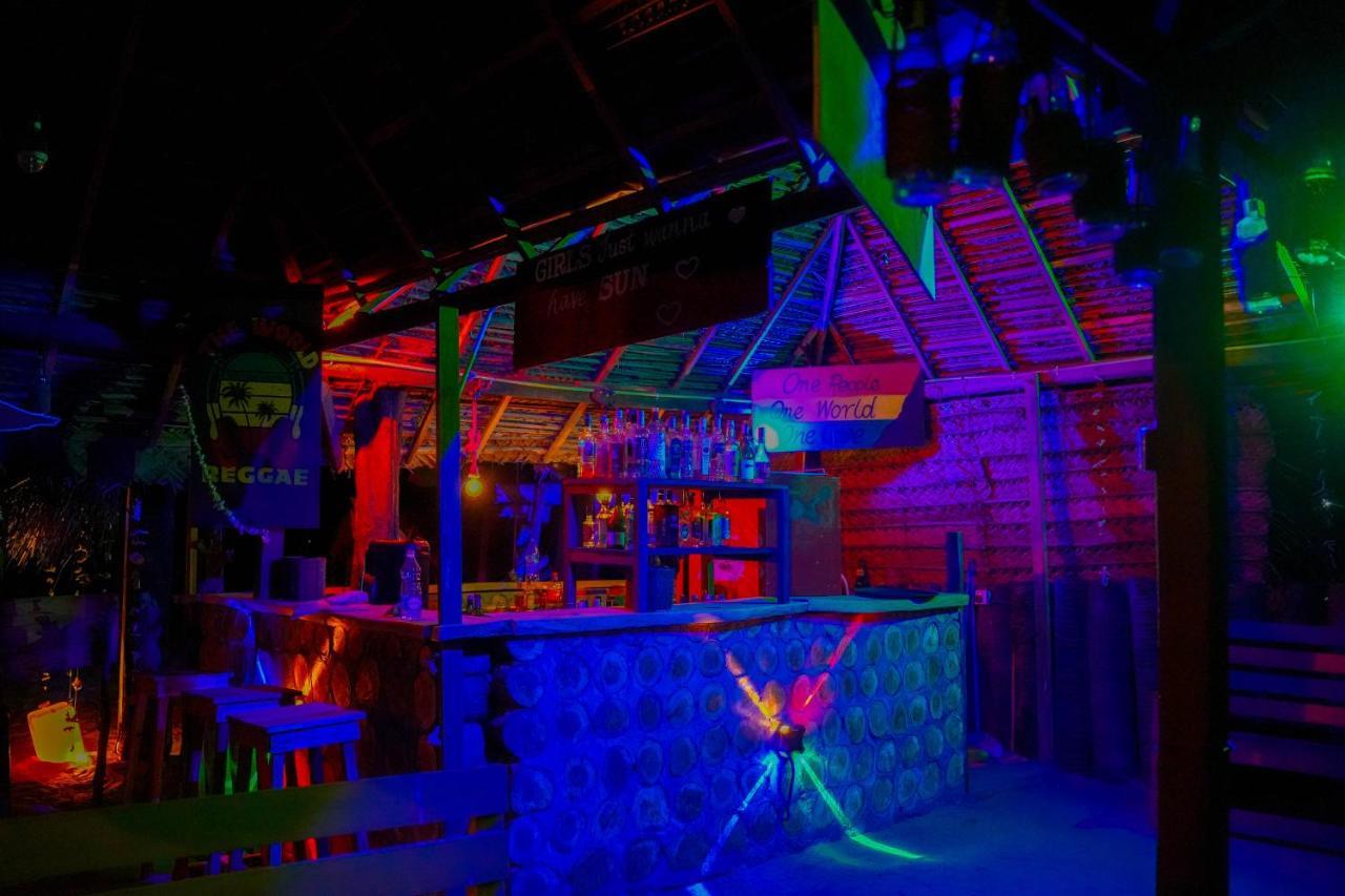 The Beach Lovers Nilaveli Exterior foto