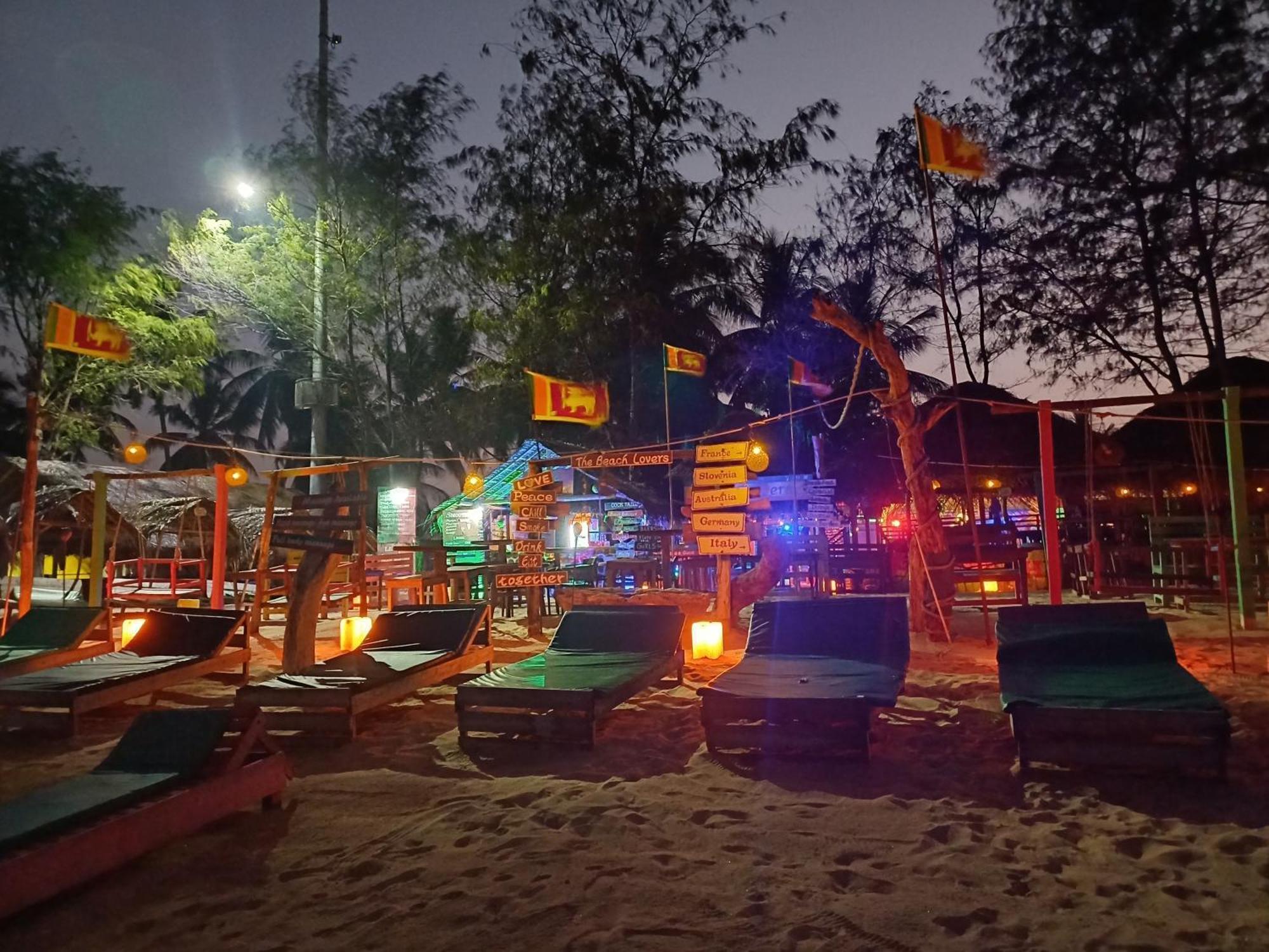 The Beach Lovers Nilaveli Exterior foto