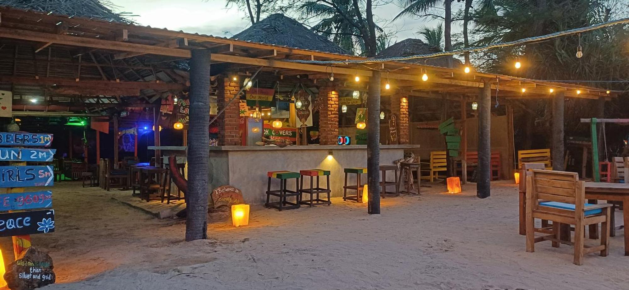 The Beach Lovers Nilaveli Exterior foto